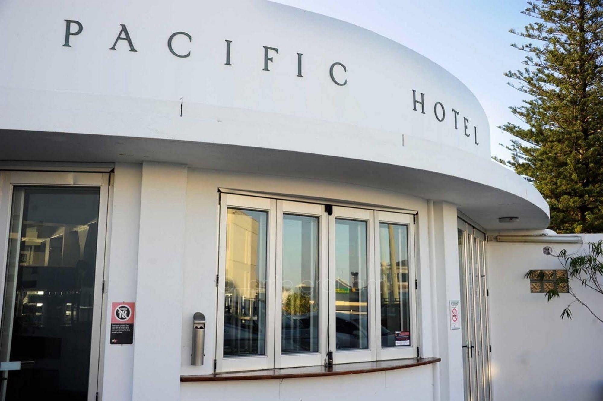 Pacific Hotel Yamba Esterno foto